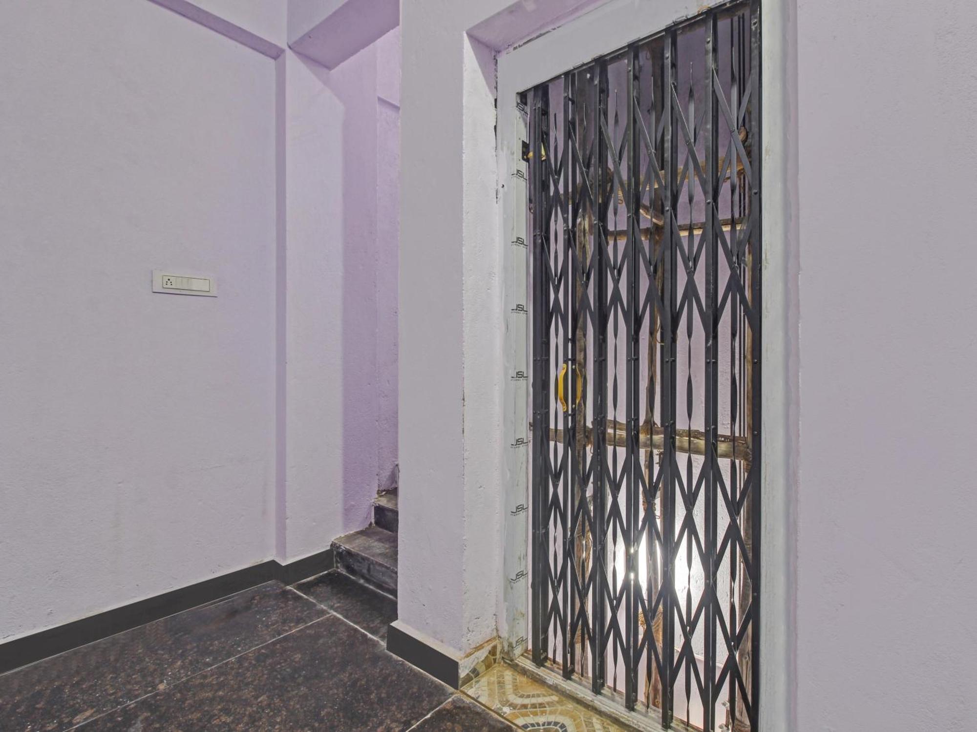 Hotel O Royal Stay Haidar Sahibguda المظهر الخارجي الصورة